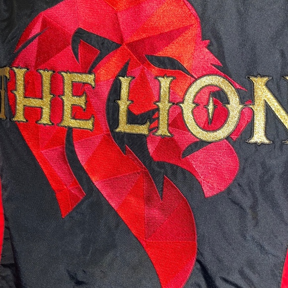La’s Finest TV SHOW Custom Embroidery Jacket The Lion w/ COA  Sport-Tek Men’s XL - Picture 9 of 10